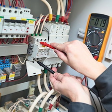 Circuit-Installation-and-Upgrades-for-a-Safe-and-Modern-Houma-Home 1